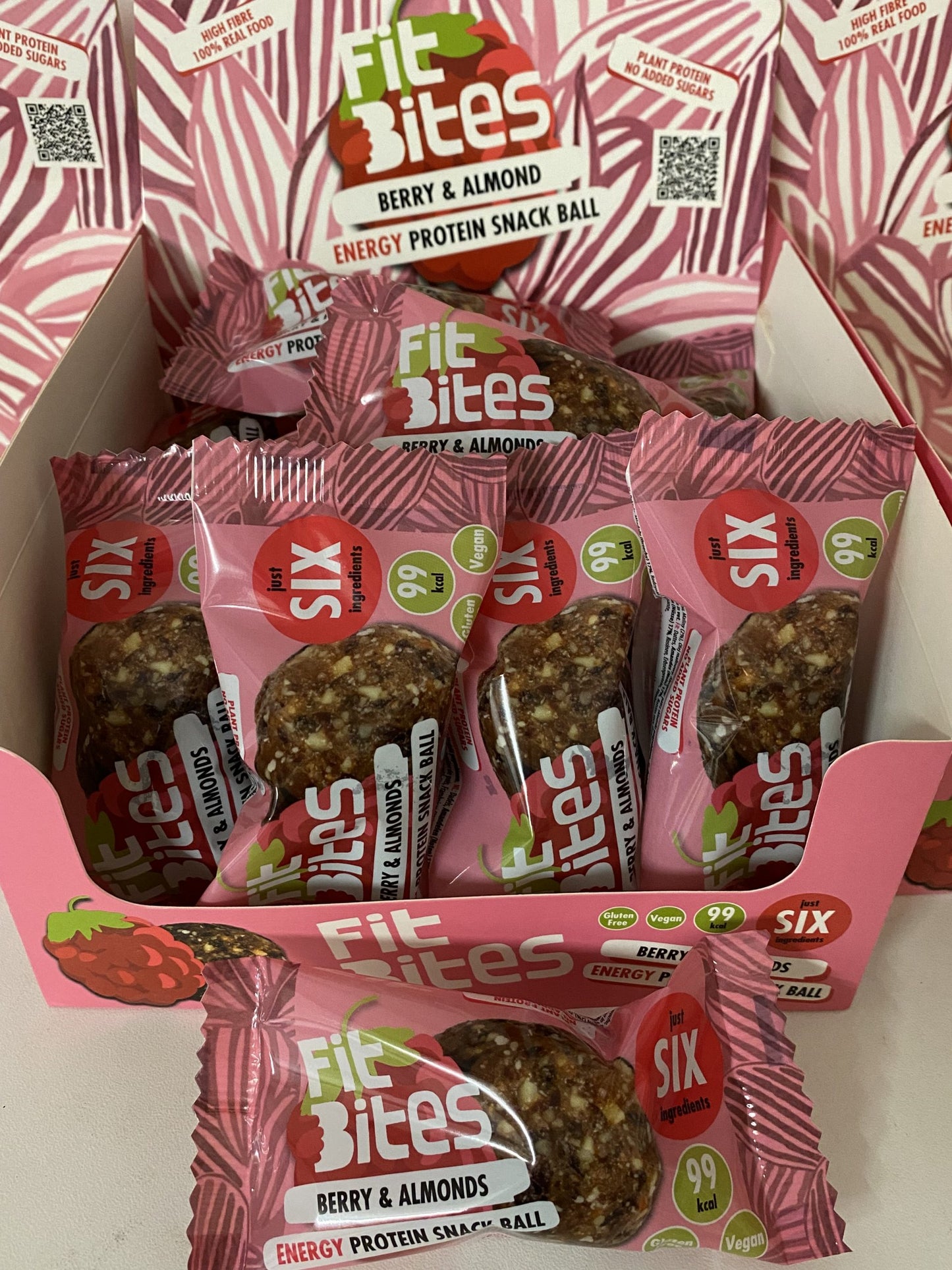 Berry & Almonds Energy Protein Snack Ball (x18)